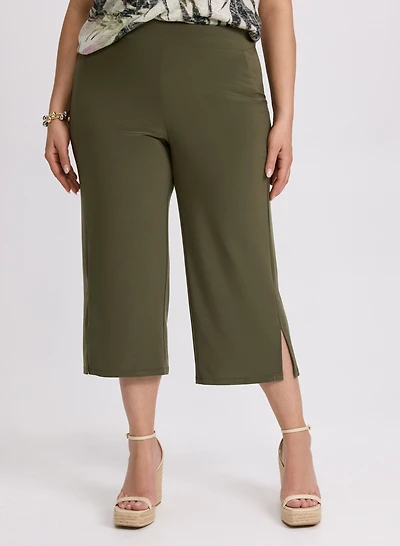 Side Slit Pull-On Capris