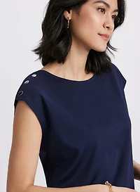 T-shirt à boutons métalliques