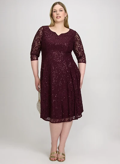 Robe en dentelle à paillettes