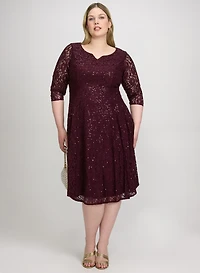 Robe en dentelle à paillettes