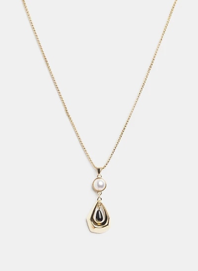 Teardrop Pendant Necklace