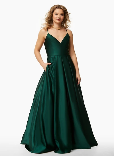 Robe longue satinée à corset et poches