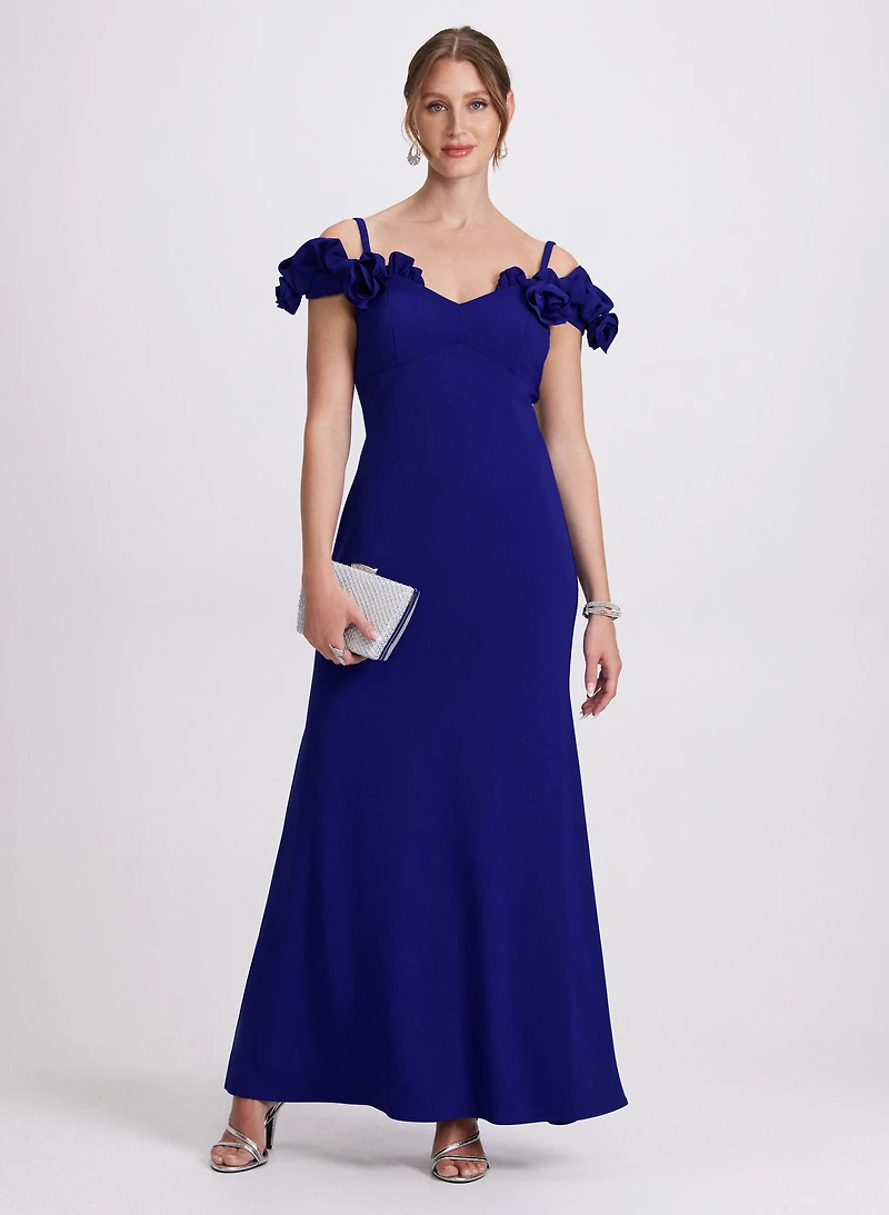 Robe de soirée à rosettes