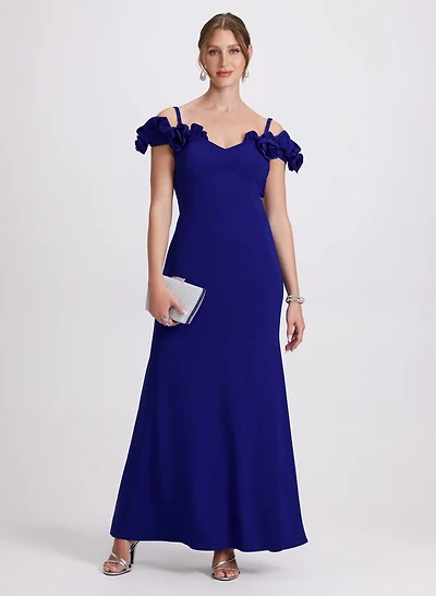 Robe de soirée à rosettes