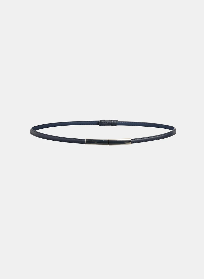 Ceinture mince en cuir végane