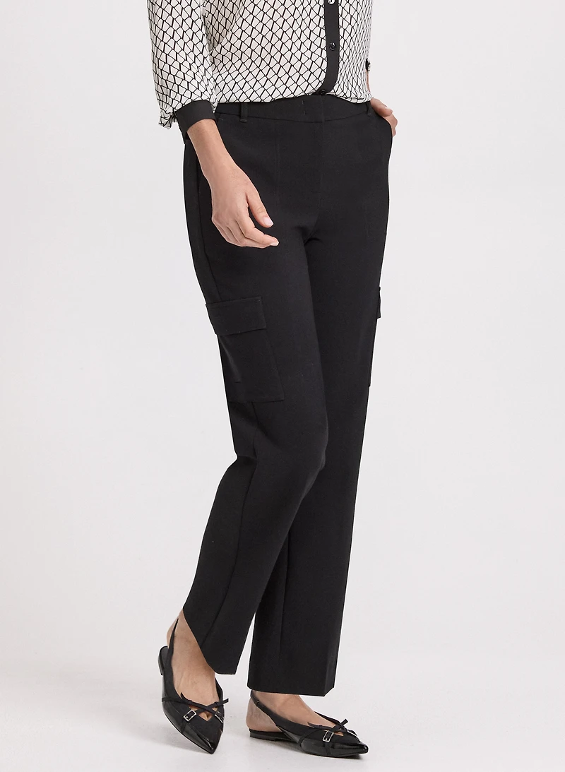 Pantalon Emma style cargo à jambe droite – court