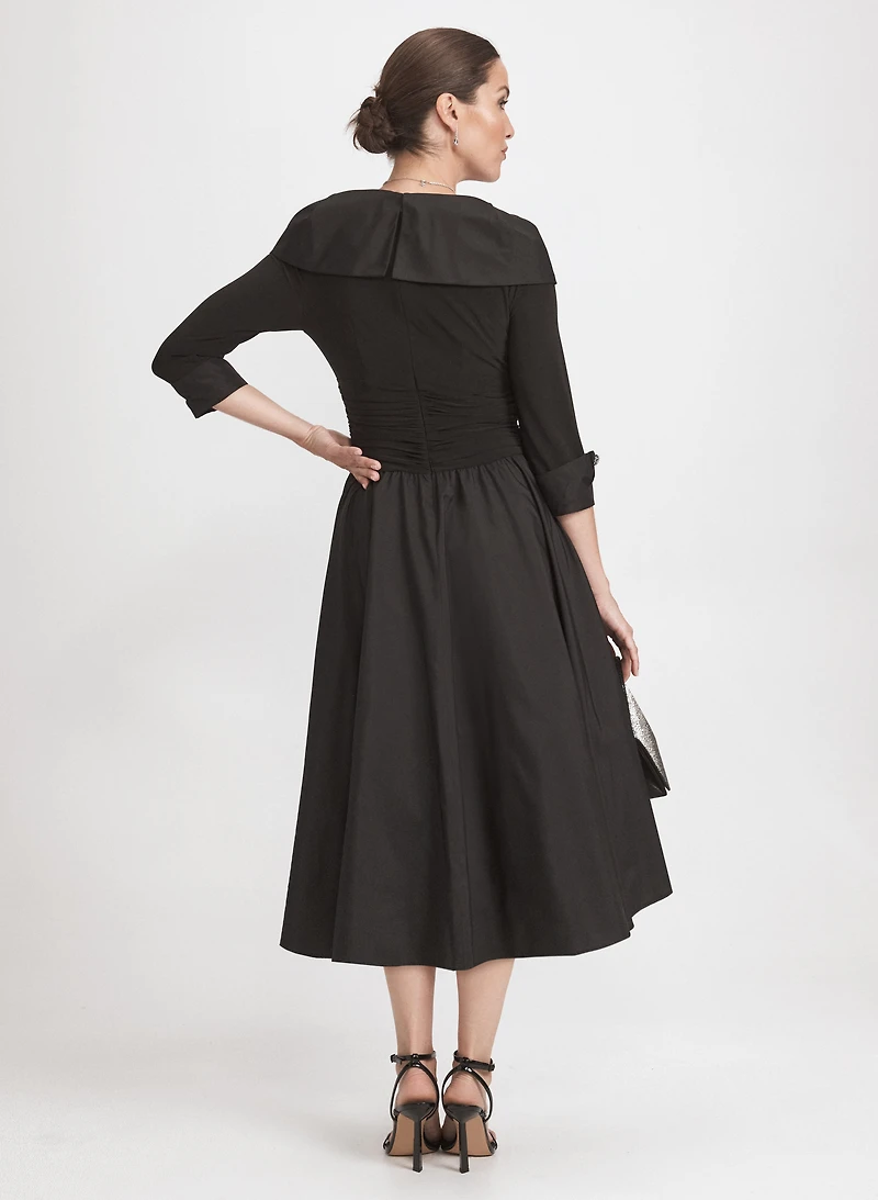 Robe à taille plissée