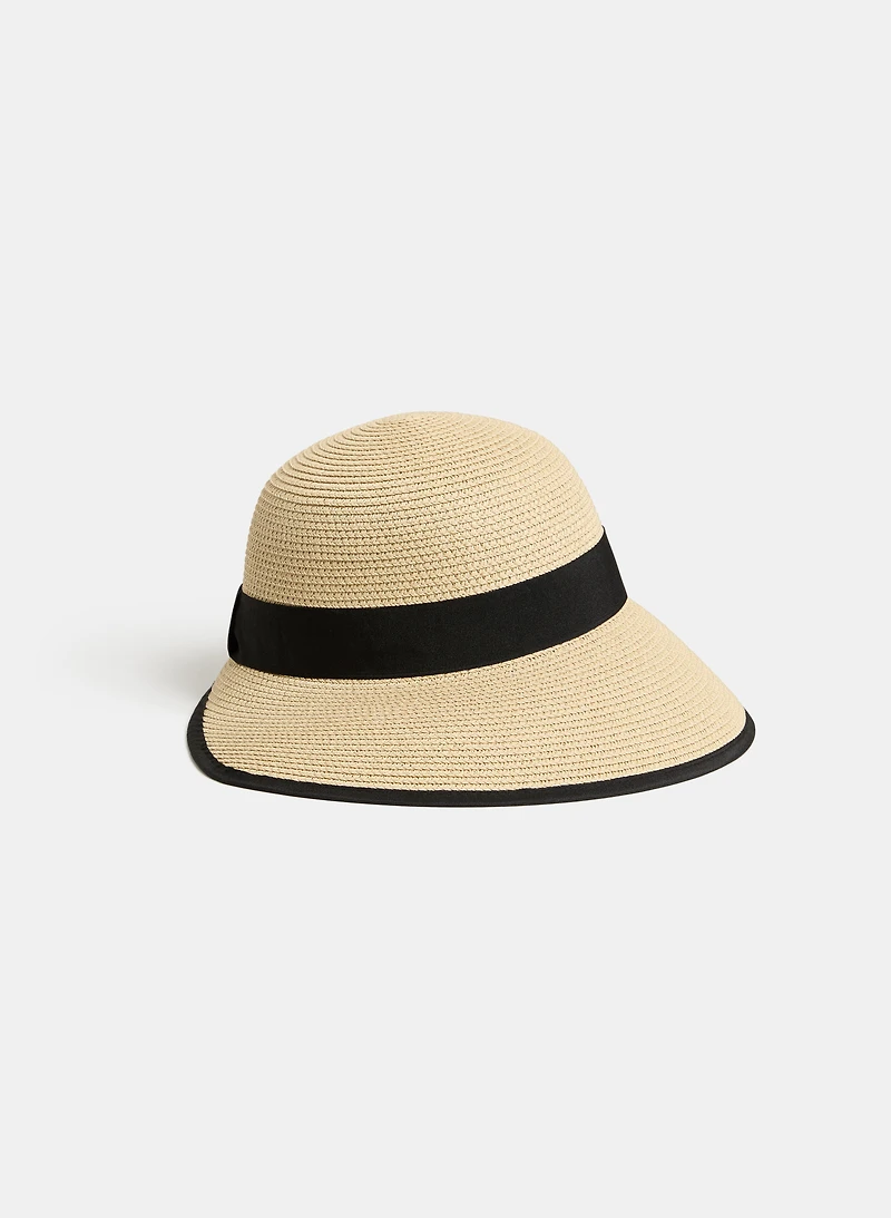Chapeau de paille à ruban