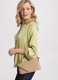 Blouse en satin à manches évasées