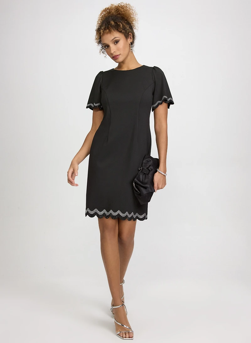 Robe cocktail à manches courtes
