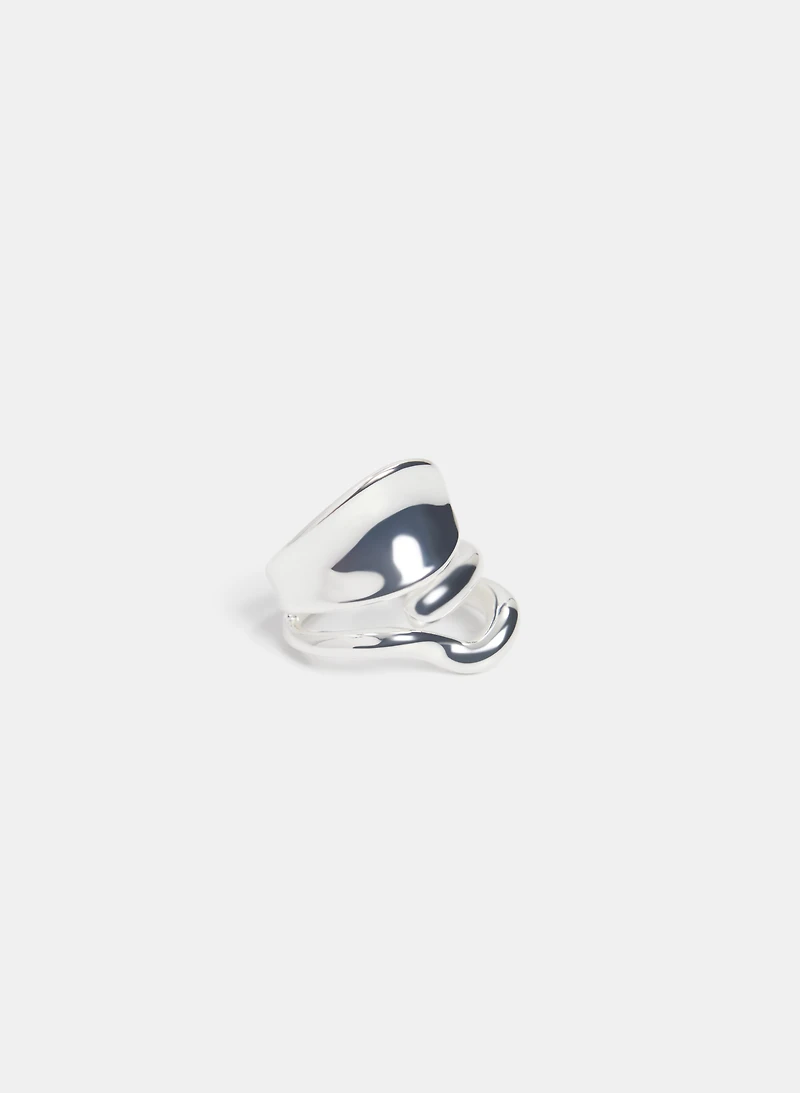 Bague à forme abstraite