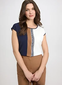 Haut à devant géométrique