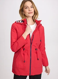 Imperméable à capuche