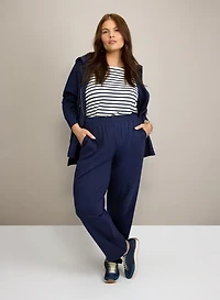 Veste à capuche et à fermeture éclair et pantalon à enfiler