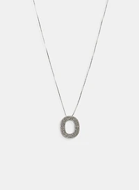 Collier à pendentif ovale