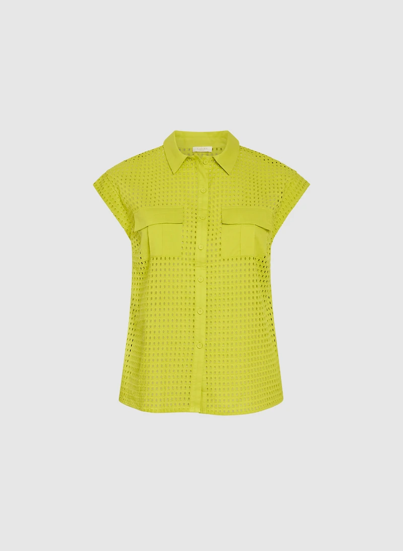 Blouse boutonnée à œillets