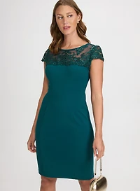 Robe en dentelle à paillettes