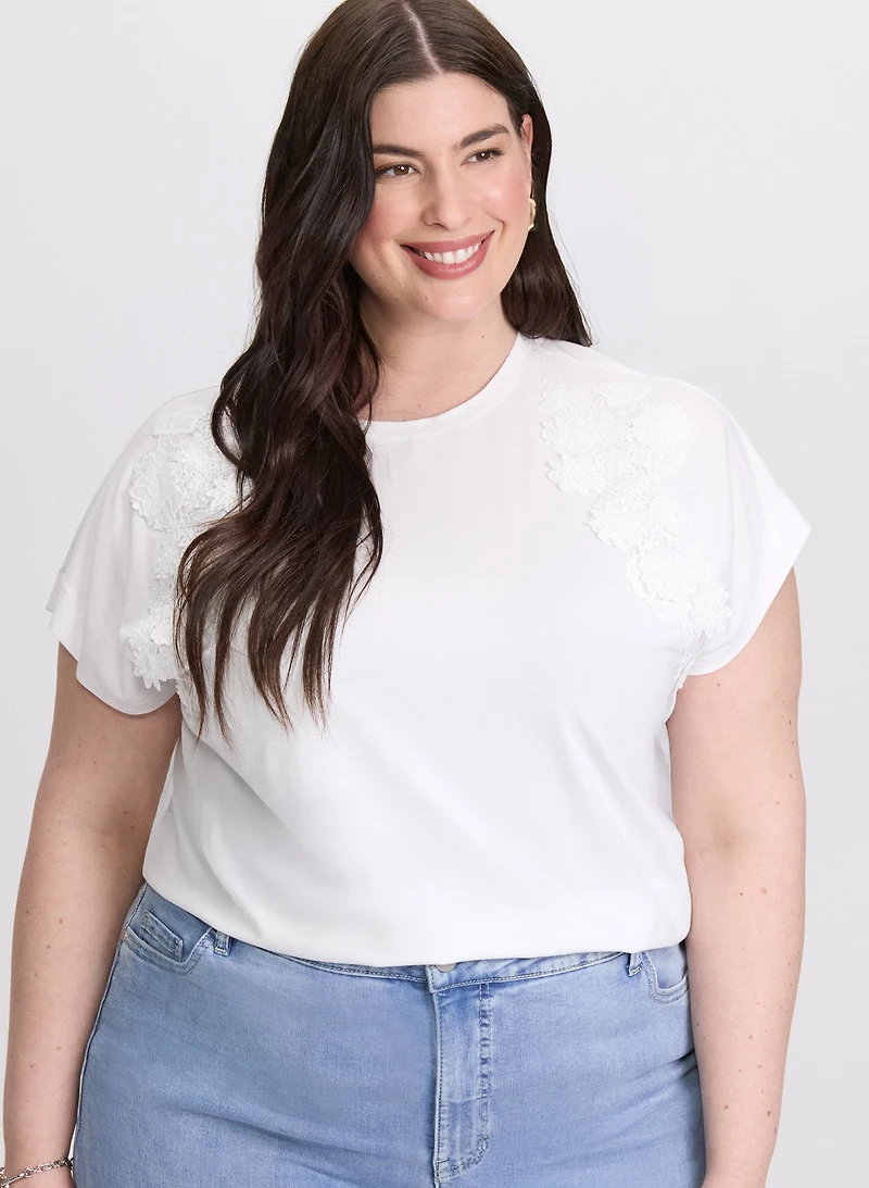 Floral Appliqué T-Shirt