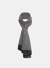Houndstooth Print Scarf
