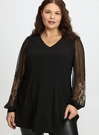 Haut à manches transparentes