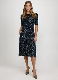 Robe à motif floral