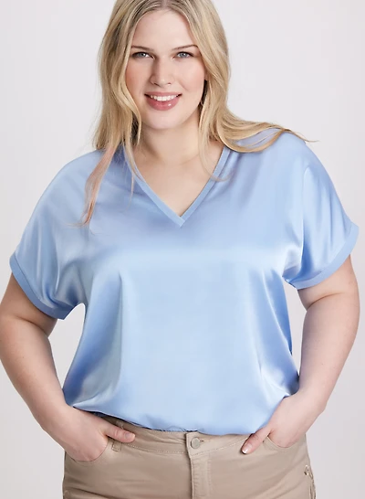 Blouse à encolure en V satin