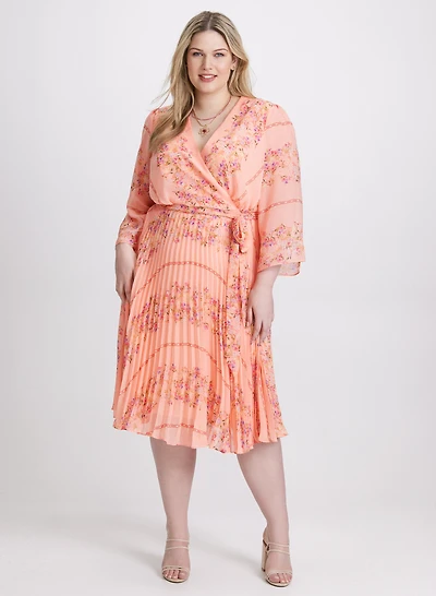 Plissé Floral Placement Print Dress