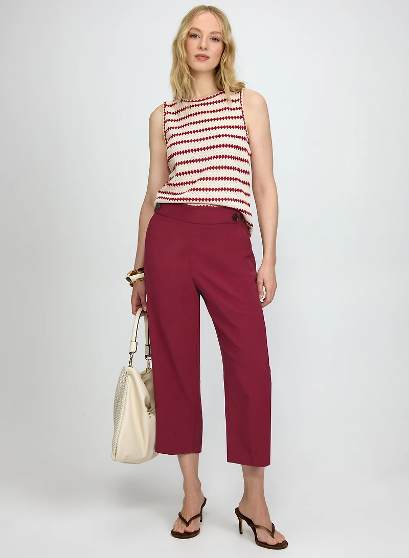 Straight-Leg Pull-On Capris