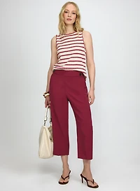Straight-Leg Pull-On Capris
