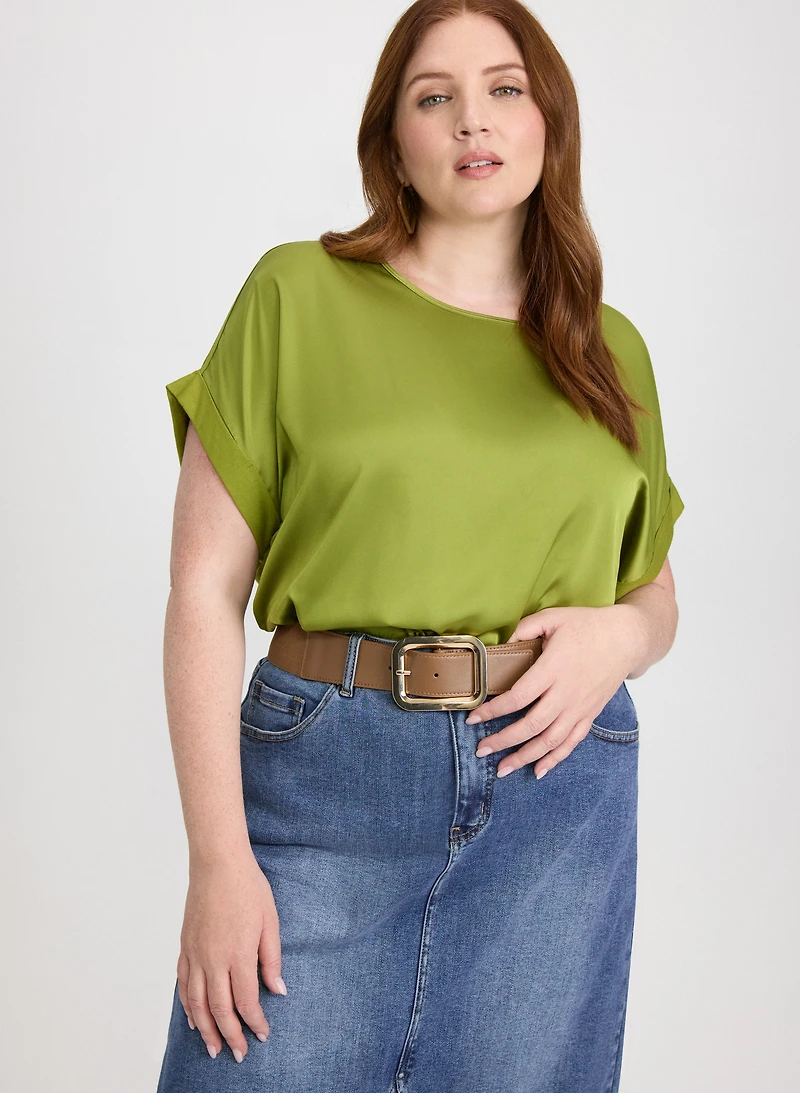 Haut en satin à encolure dégagée