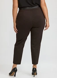 Pantalon Essentiels à jambe étroite