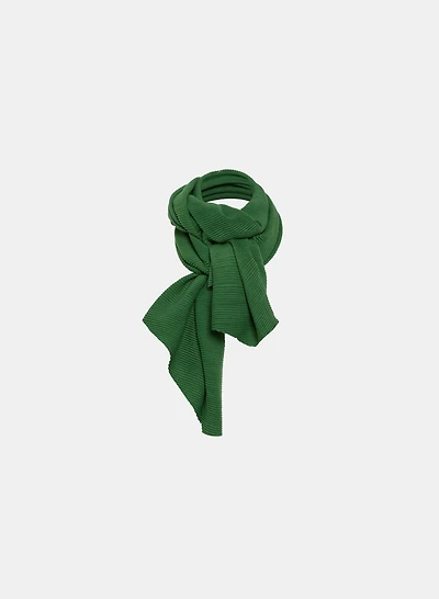 Pleated Knit Scarf