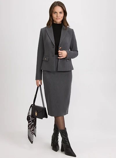 Blazer et jupe crayon à taille haute