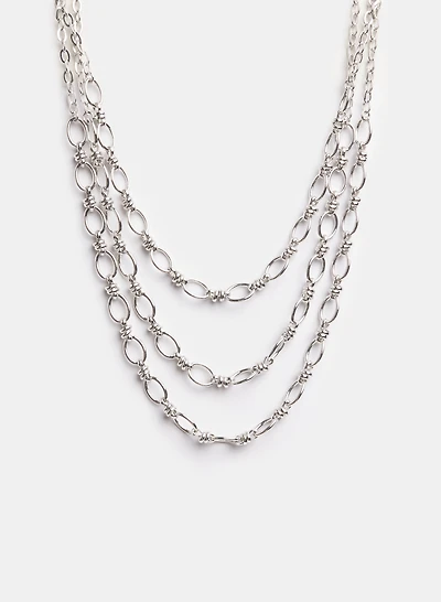 Collier à triple chaines