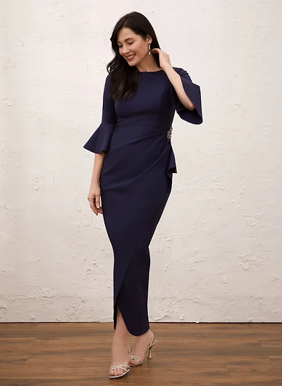 Robe longue à manches coude évasées