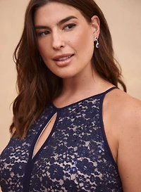 Robe de soirée à dentelles et sequins