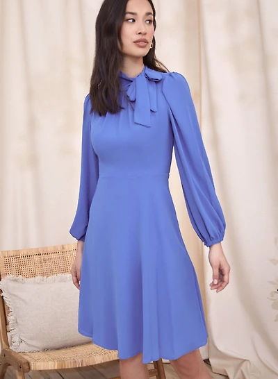 Robe en mousseline à manches bouffantes