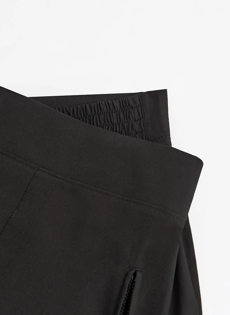 Pull-On Sport Capris