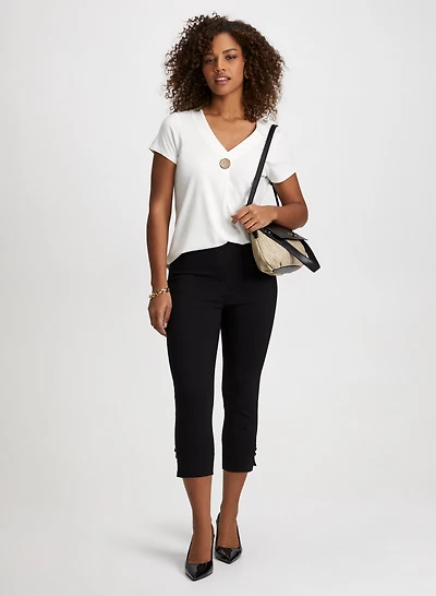 Decorative Button Tee & Slim Leg Capris