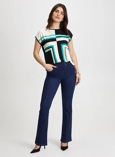 Geometric Print Top & Bootcut Jeans