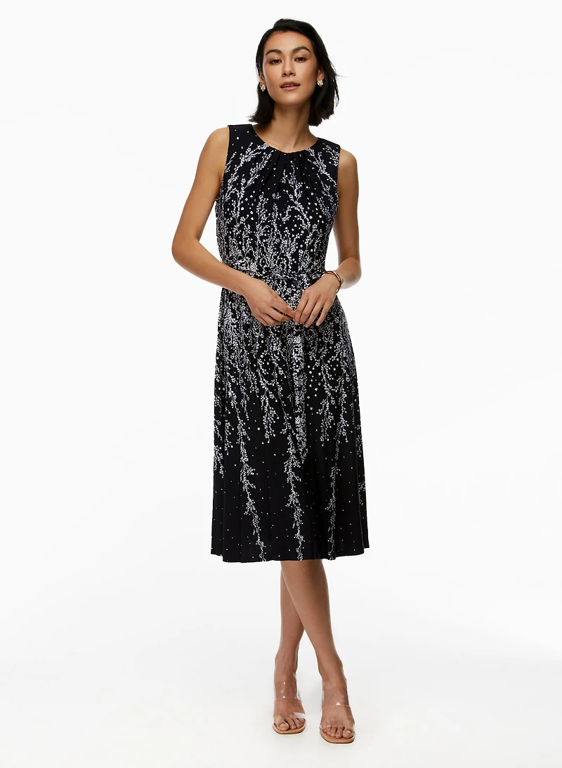 Robe midi sans manches à motif floral