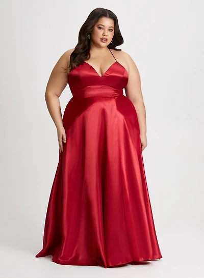 Robe longue avec laçage au dos