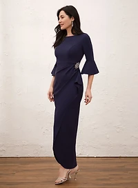 Robe longue à manches coude évasées