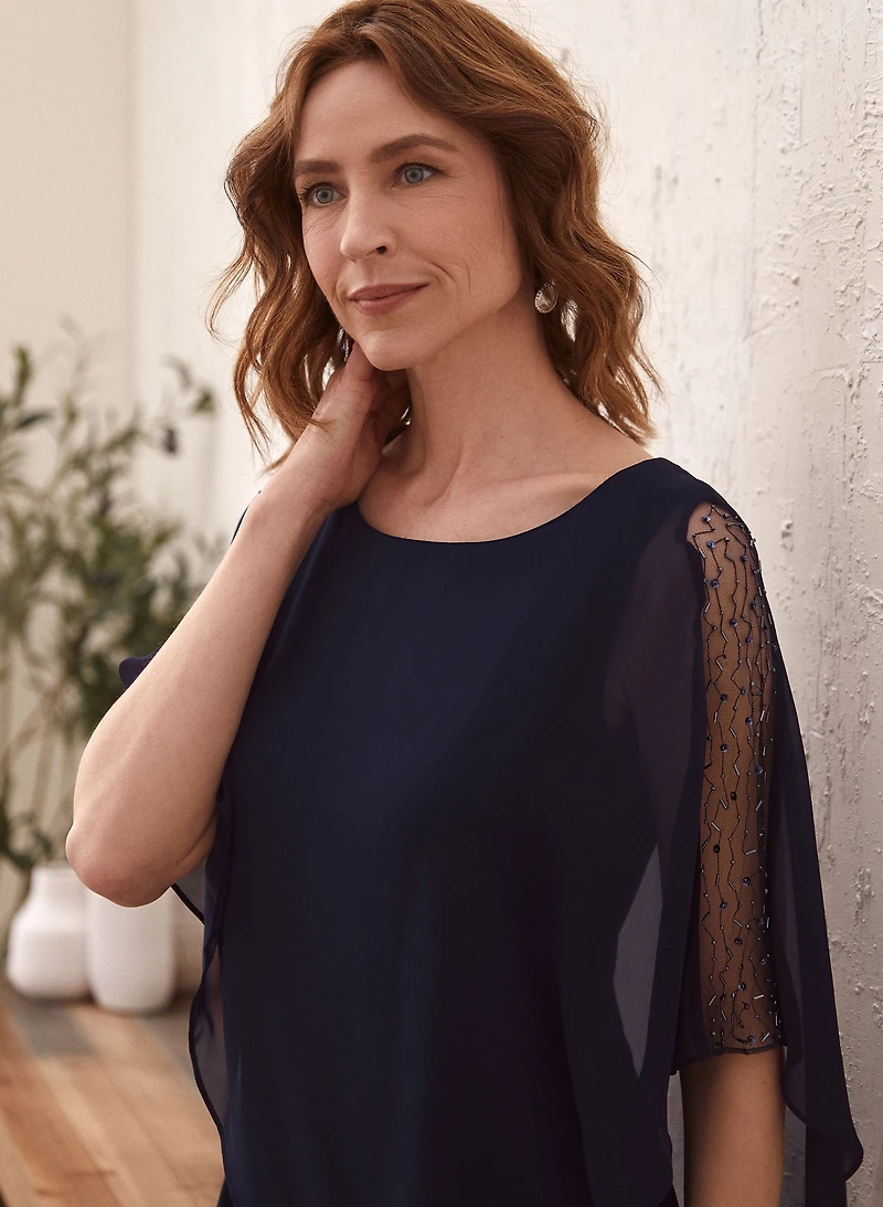 Robe poncho à manches ajourées et strass