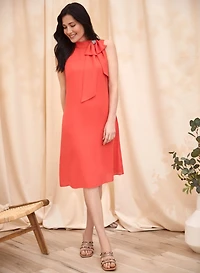 Robe sans manches avec lien à nouer au col