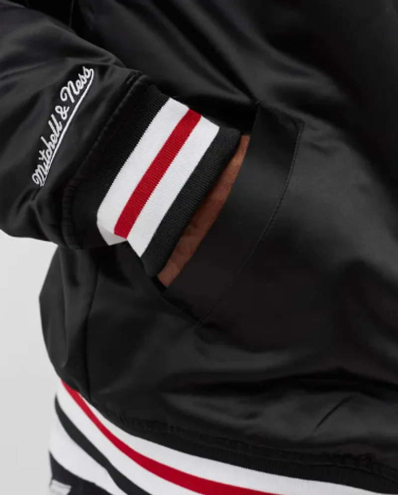 Mitchell & NessCHICAGO BULLS Champ City Satin Jacket
