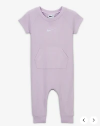 Nike Essentials Baby