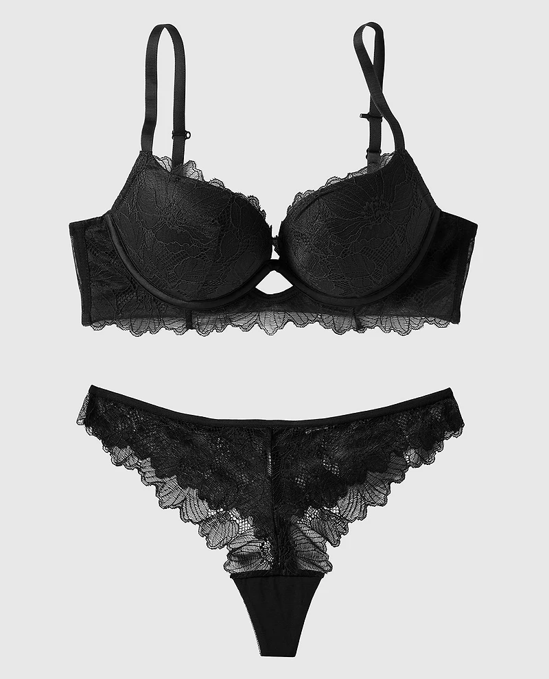 Soutien-gorge pigeonnant avec incrustation de dentelle