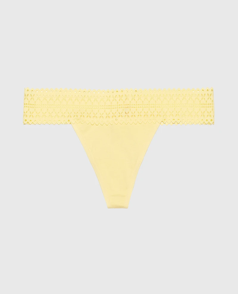 Tanga avec bordure en dentelle jaune moelleux