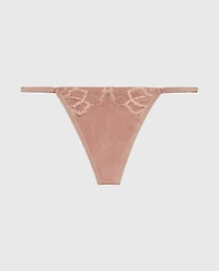 Diva G-String with Lush Lace Deer